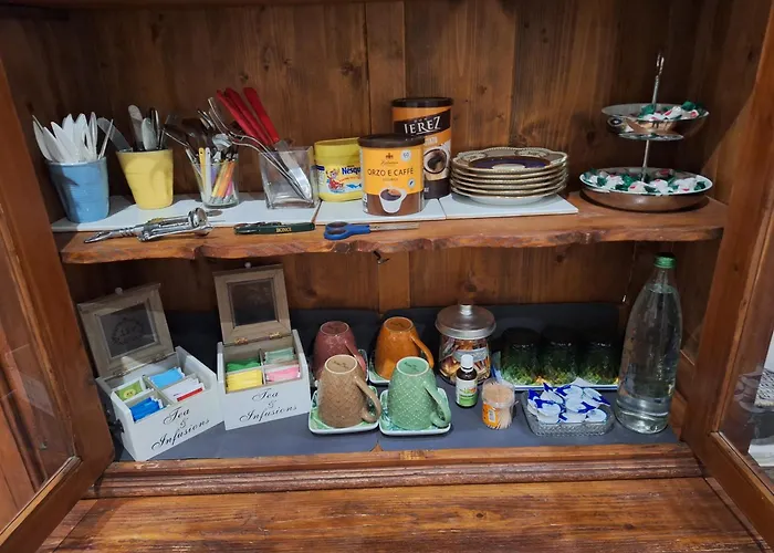 ベッド・アンド・ブレックファスト Pigiotto ペザロ